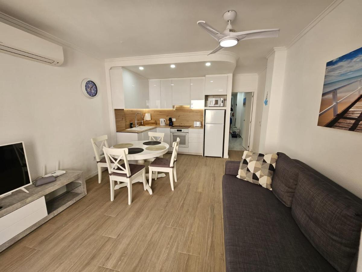 Hda Apartment 2. Torrevieja Buitenkant foto