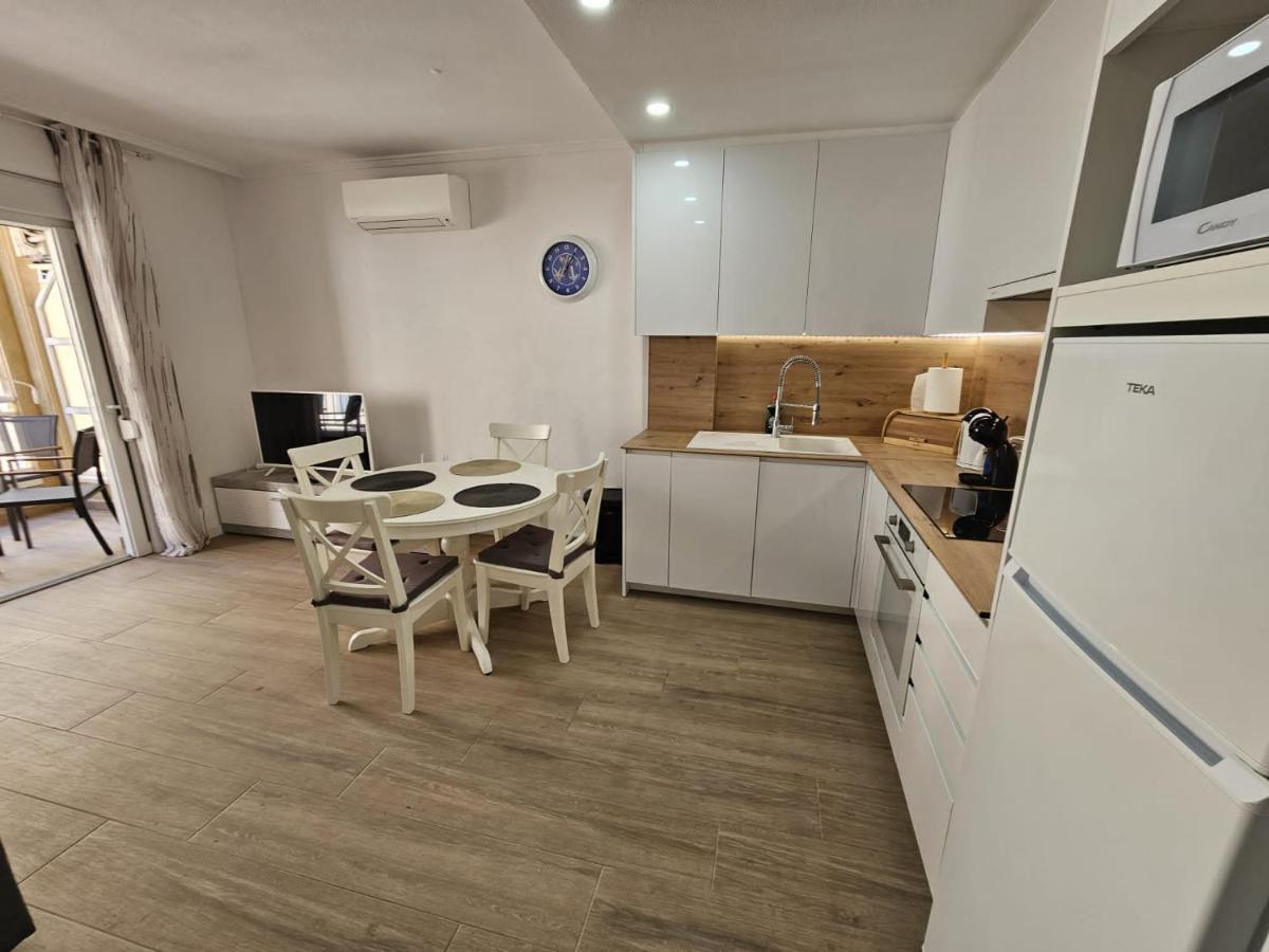 Hda Apartment 2. Torrevieja Buitenkant foto
