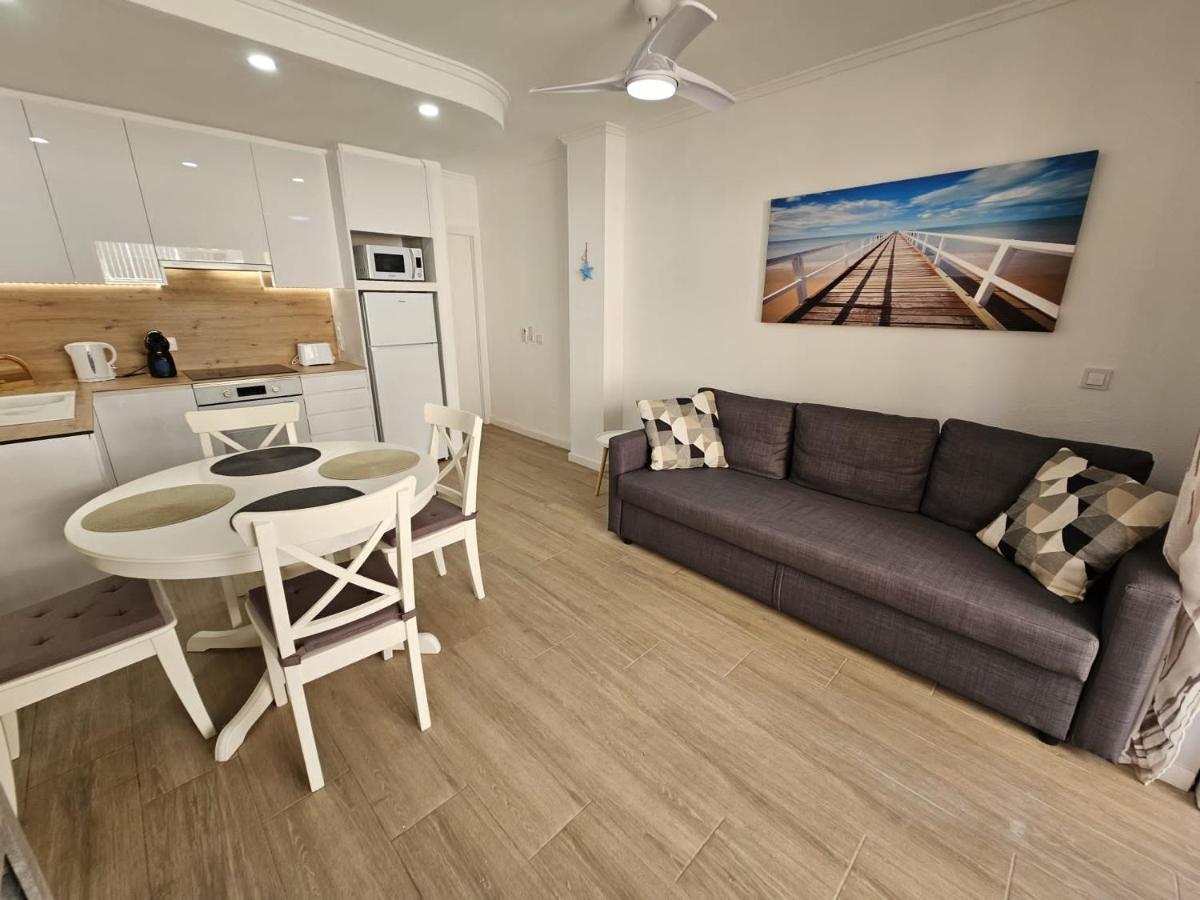 Hda Apartment 2. Torrevieja Buitenkant foto